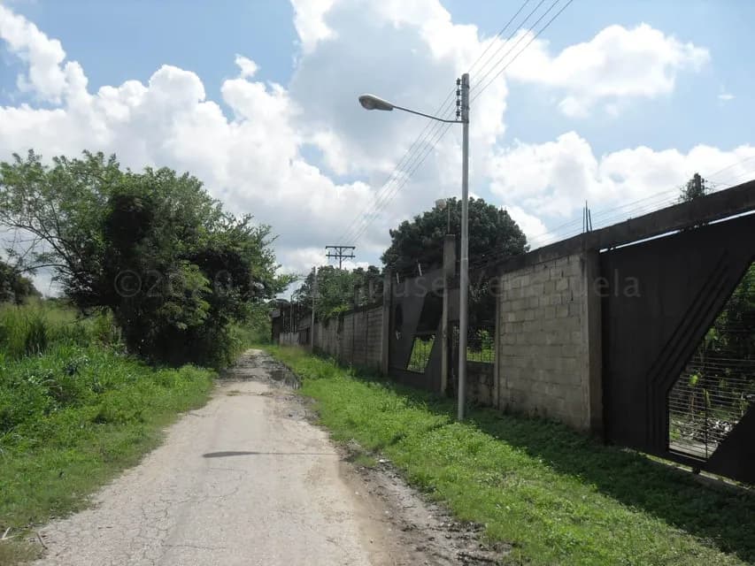 Terreno (Comercial) en Venta en Yagua, Carabobo