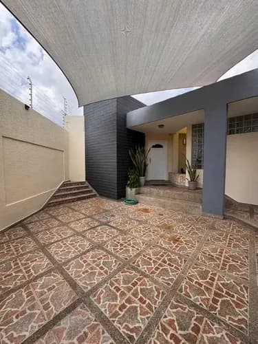 Quinta En Venta En Corinsa Calle Privada