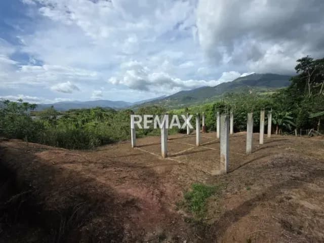 En venta parcela con avance de construcción ubicada en altos de la consolación, aldea capachito, municipio cárdenas