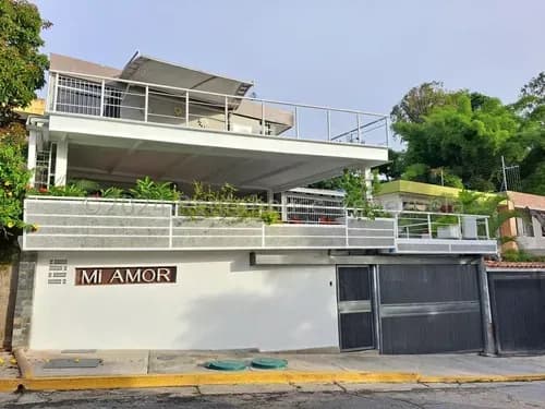 Lujosa Y Moderna Quinta En Venta Los Pomelos Abm