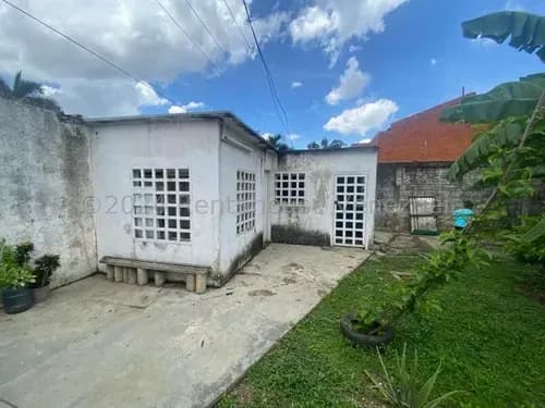 Terreno Con Construcción En Venta Ubicado En Mañongo Naguanagua Carabobo Codigo 25-3527
