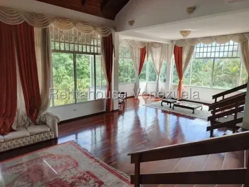 Venta De Hermosa Y Exclusiva Quinta Ubicada En Oripoto Jg