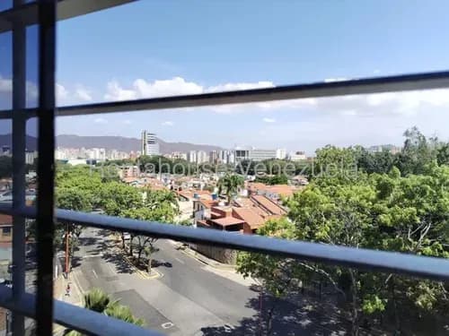 Norma Piña Rah Vende Hermoso Apartamento Ubicado En Chelsea Court, El Parral. En Obra Blanca, Amplio, Excelente Iluminación Y Distribución, Piso Bajo. Cod. 26-20316 *** Solo Clientes Directos ***