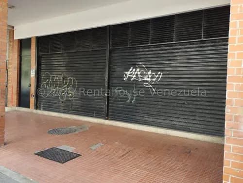 Edificio Comercial En Alquiler En Centro De Barquisimeto, Maritza Lucena, Espacios Ideal Para Deposito U Oficinas, Tanque Subterráneo.
