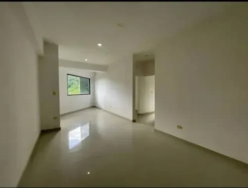 Mc Vende Apartamento En El Parral, Valencia - Skg-089