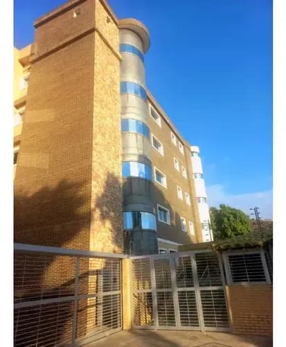 En Venta Apartamento Av. Las Delicias C/el Comando,maracay Edo. Aragua