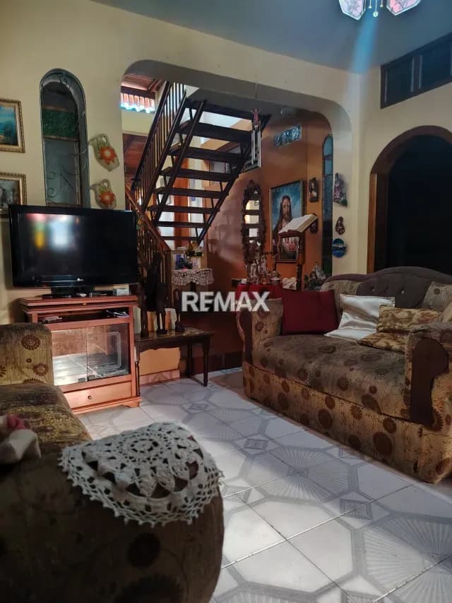 Casa en venta ubicada en la calle Padre Juárez, cerca de la plaza del municipio Escuque.