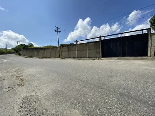 Se Vende O Alquila Terreno 6177m2. Guatire.