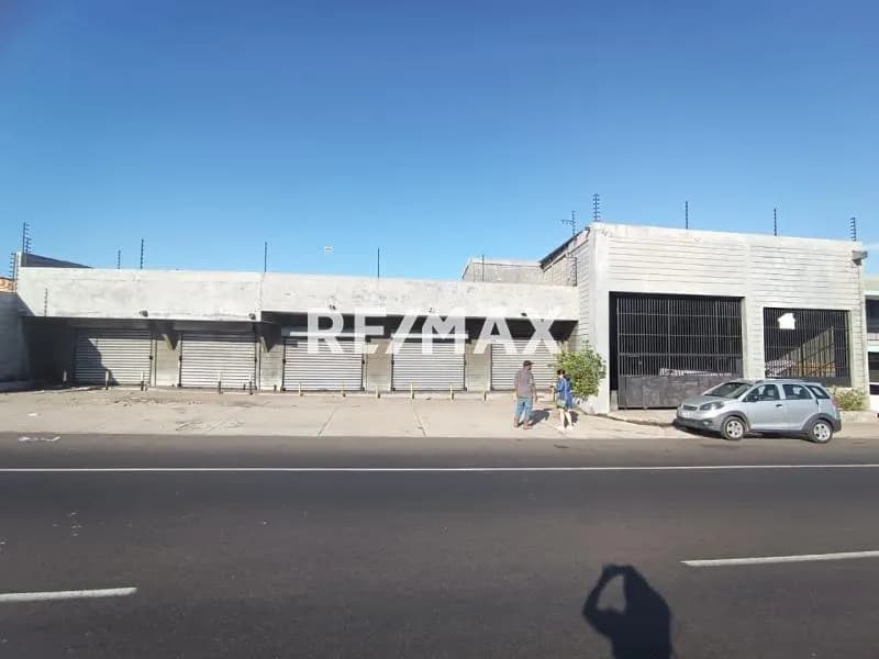 Locales con galpon comercial