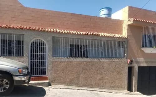 Venta De Casa En El Junquito Km 12, Libertador.