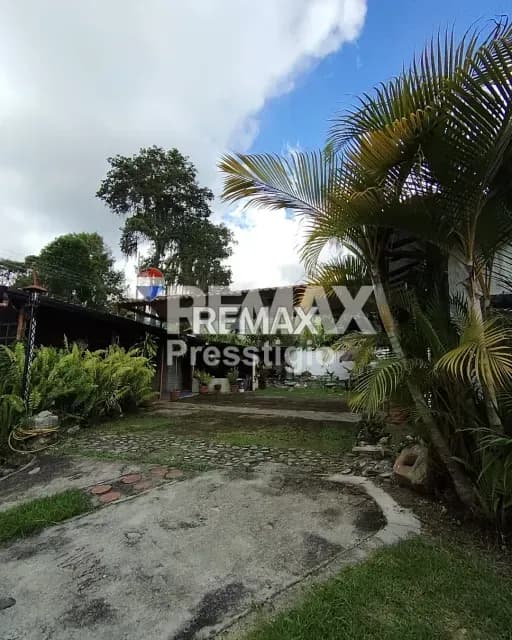 Hermosa Casa de Campo en Venta