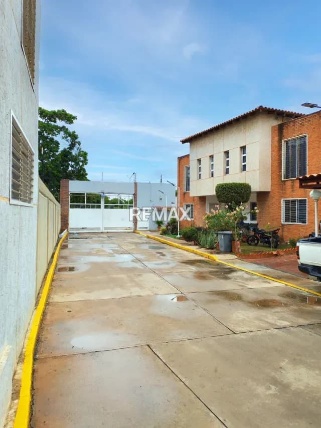Townhouse en Villa Los Olivos