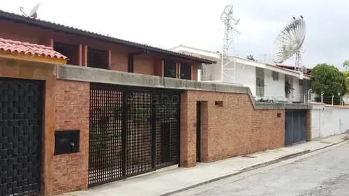 Casa En Venta En Alto Prado - Asesora Yesenia Romero - Mls 26-16691