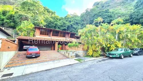 Casa En Venta En Colinas De Los Ruices Calle Cerrada Jardin Precio Negociable