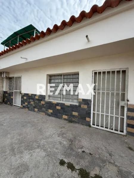 Se alquila casa en san Joaquín de turmero