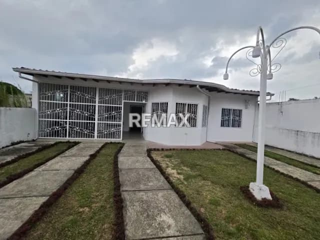 Casa. Venta. San Juan Colon