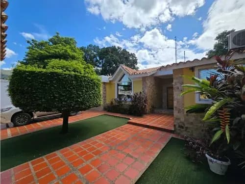 Casa Lujosa En Venta Maracay Urb Barrio Sucre Las Delicias