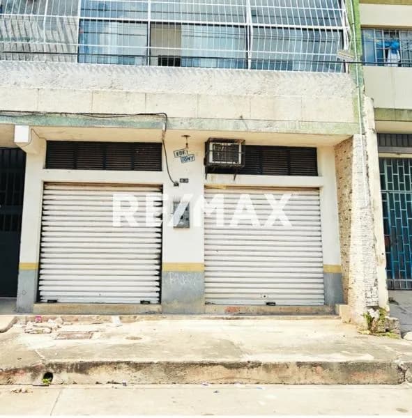 Venta de Local Oficina Comercial Torno 148 mts2 a pie de calle, San Blas
