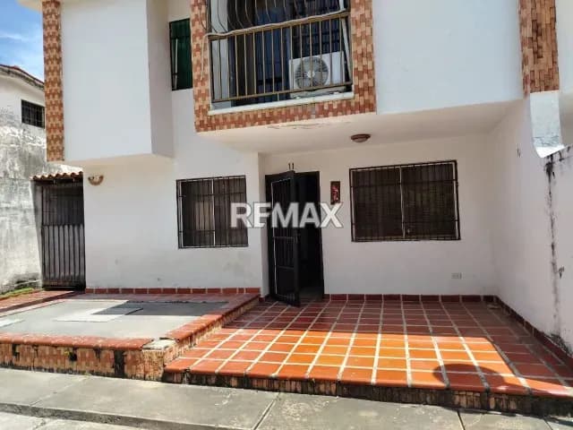 SE VENDE EN CABUDARE URB, MI CIELITO- AV. RIVEREÑAEÑA