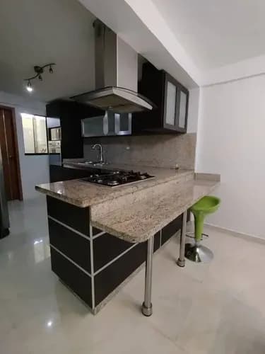 Samir Trosel Alquila Town House En Residencias Altos Monte Alegre Tazajal Naguanagua.