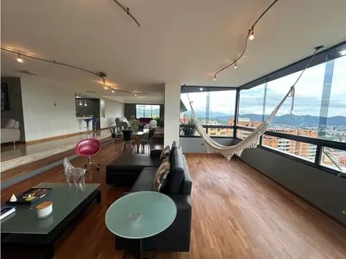 Se Vende/alquila Apto 310m² 4h+s/5b+s/3p Valencia