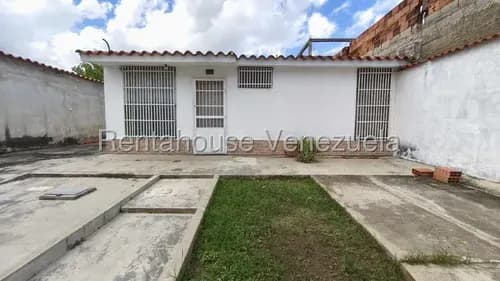 Cómoda Casa En Venta En Calle Cerrada Urb. Corinsa, Cagua 26-22080 Hc