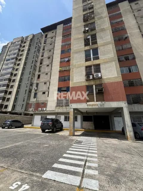 Apqrtamento en Venta Para Remodelar al este de Barquisimeto1234