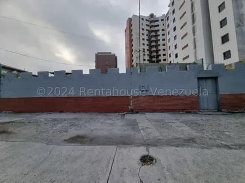Inmuebles Milagros Nazareth Terreno En Venta En Barquisimeto Lara Zona Centro. Codigo Del Inmueble 25-7289 Economica Residencial Economico Comercial