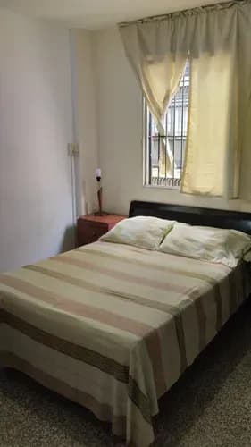 Habitación Con Baño En Los Palos Grandes