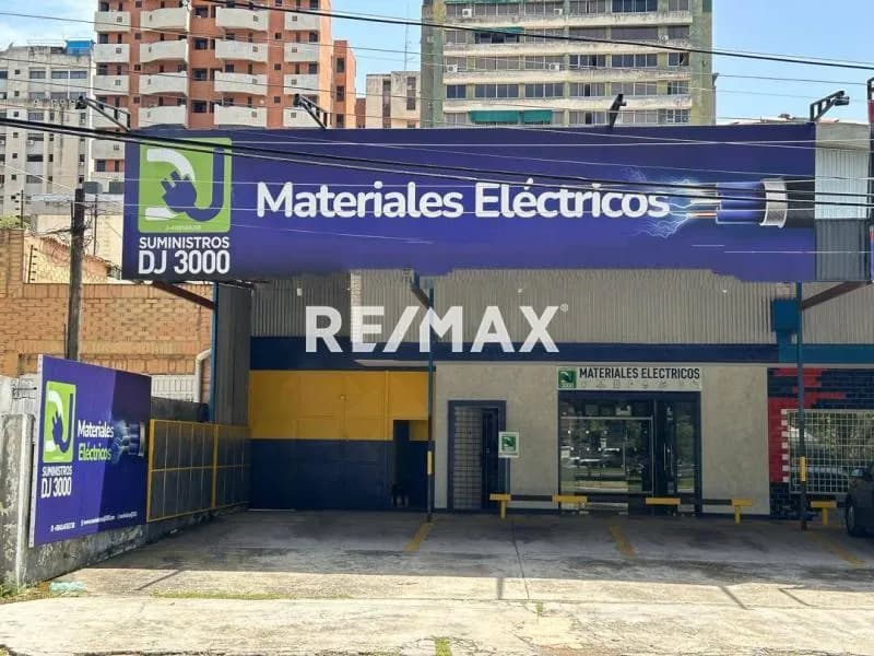 VENTA FONDO DE COMERCIO DE VENTAS DE MATERIALES ELECTRICOS Y ELECTRONICOS
