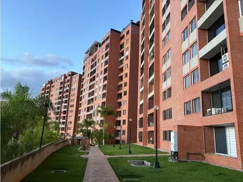 Alquilo Apartamento De 75m2 De 2h/2b/2p.e Colinas De La Tahona