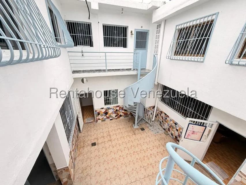 Casa (Multipes Niveles) en Venta en Montecristo, Distrito Metropolitano