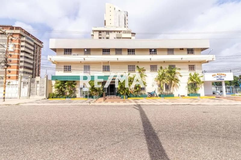 HOTEL O EDIFICIO COMERCIAL EN VENTA