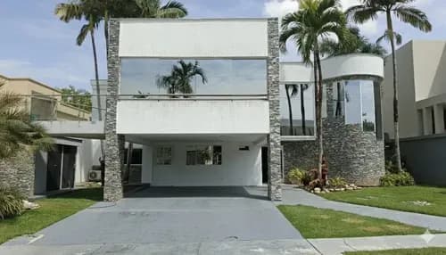 En Venta Casa Exclusiva, En Villas Laguna Club En Guataparo Nallio