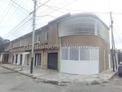Naudy Escalona & Maribel Morillo Asesores Inmobiliarios De Rentahouse Alquilan Excelente Oficina En Fundalara Barquisimeto 26-17974 Lara