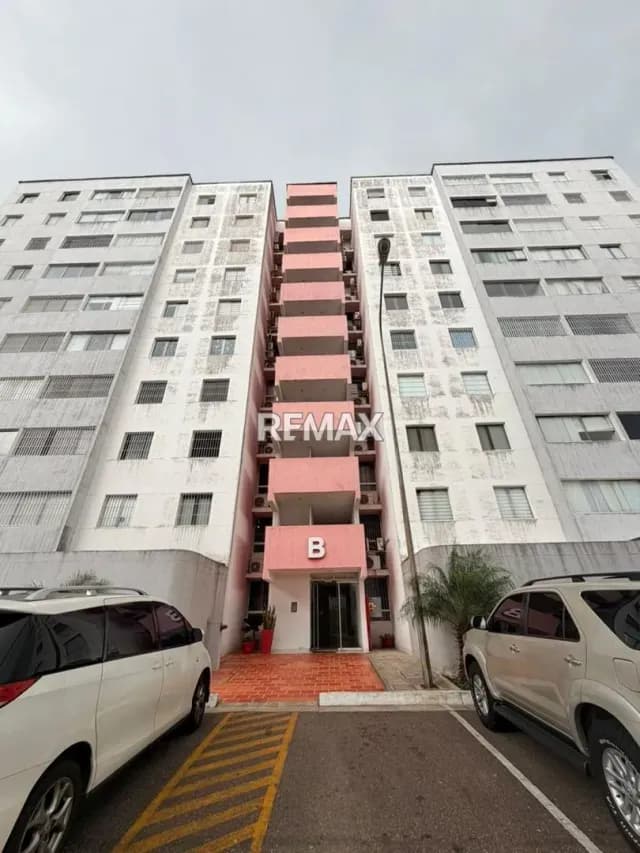 Apartamento. Alquiler. Pueblo Nuevo
