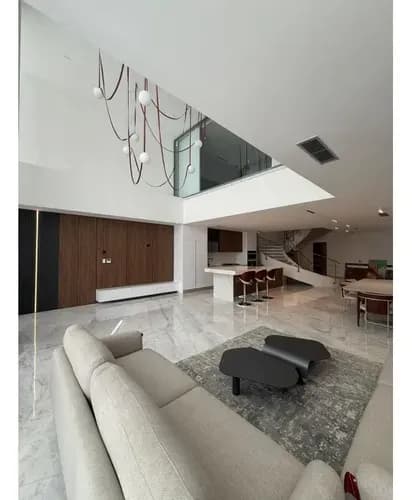 Vendo/alquilo Apartamento 338m2 Las Mercedes 0775