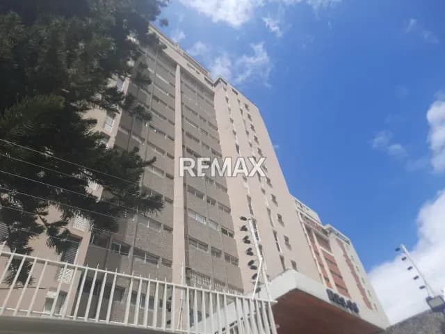 Amplio Apartamento En Venta