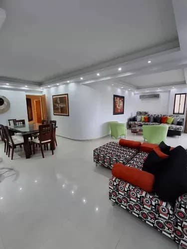 En Venta Apartamento Remodelado En Las Chimeneas Valenciana