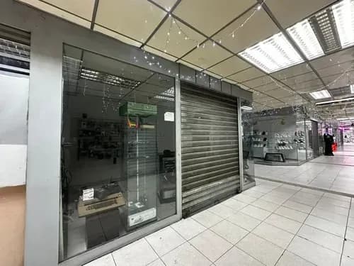 Xv, Se Alquila Local Comercial En El Centro Comercial Shopping Center, Planta Baja 18 Mts2