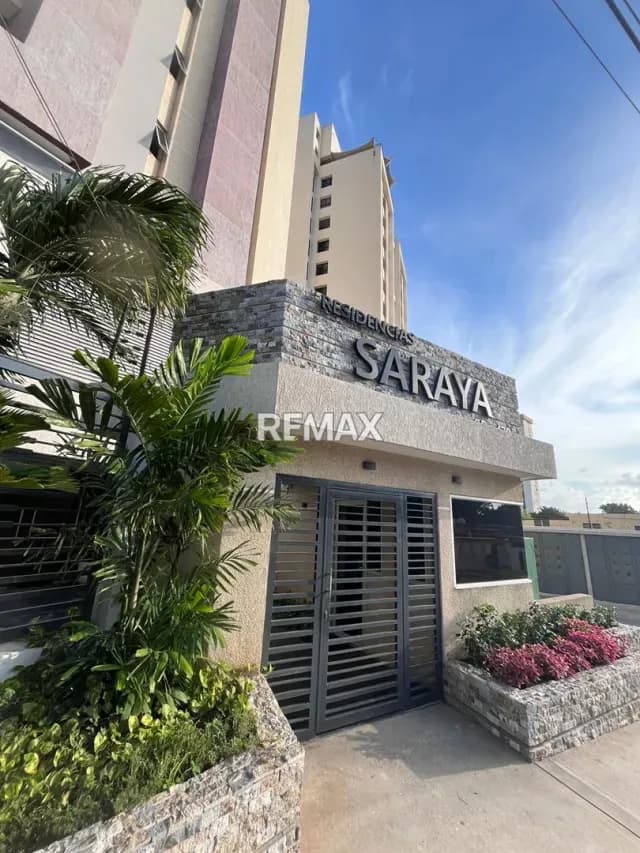 Hermoso Apartamento Actualizado Edificio Saraya