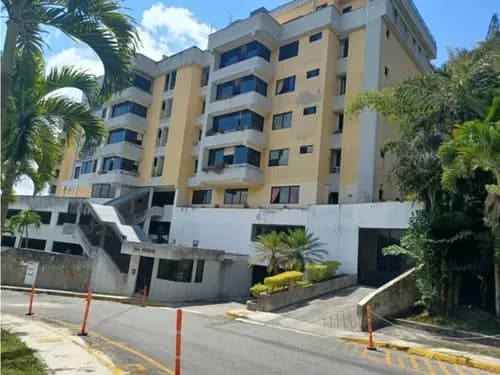 Vendo Apto 180mt2, 4h/5b/5e/2maleteros Urb. Miranda 7579