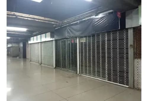 Alquiler/venta Local Comercial Parque Central