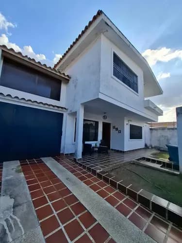 En Venta Casa Trigal Norte. Calle Cerrada. Valencia