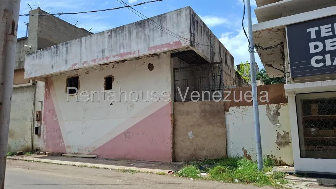 Comercial (Edificio) en Venta en Centro, Zulia