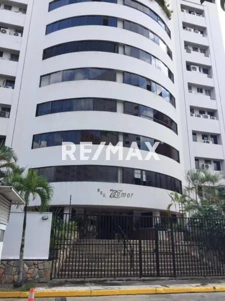 PENTHOUSE EN VENTA EN LOS MANGOS 298MTS2
