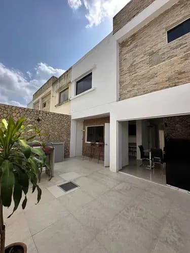 Eglée Suárez Vende Town House En San Diego. Valencia. Carabobo.