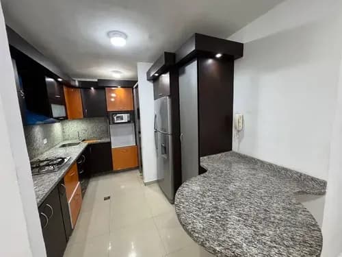 Apartamento Amoblado En San Diego Res. Monte Mayor