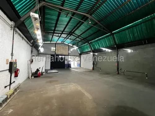 Jean Pavón Tiene Excelente Galpon En Alquiler En El Centro Este De Barquisimeto A Pocos Metros De La Av Venezuela Barquisimeto Lara 1 0 3 3 0
