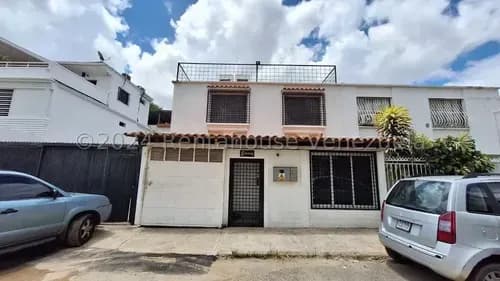 Carla Gonzalez Casa En Venta La California Sur Mls #26-4994 Sc